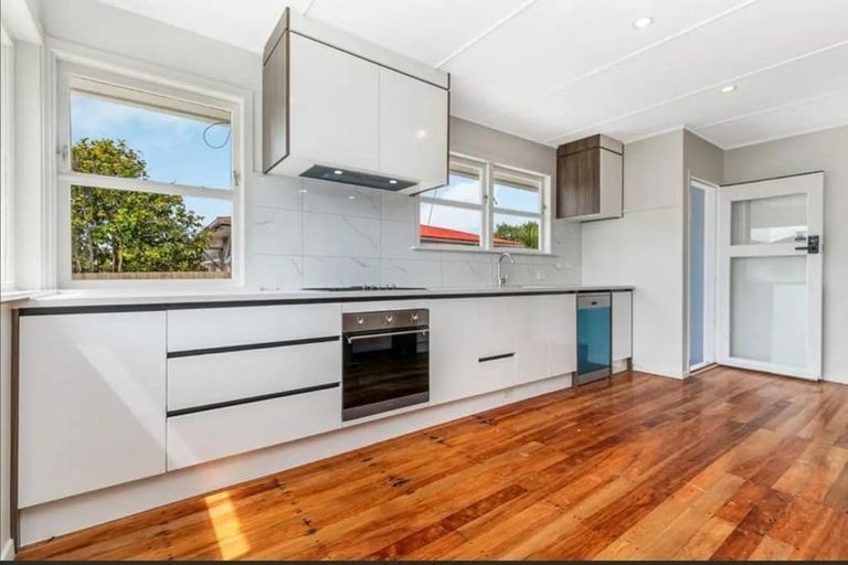 Photo of property in 41a Valentine Street, Papakura, 2110