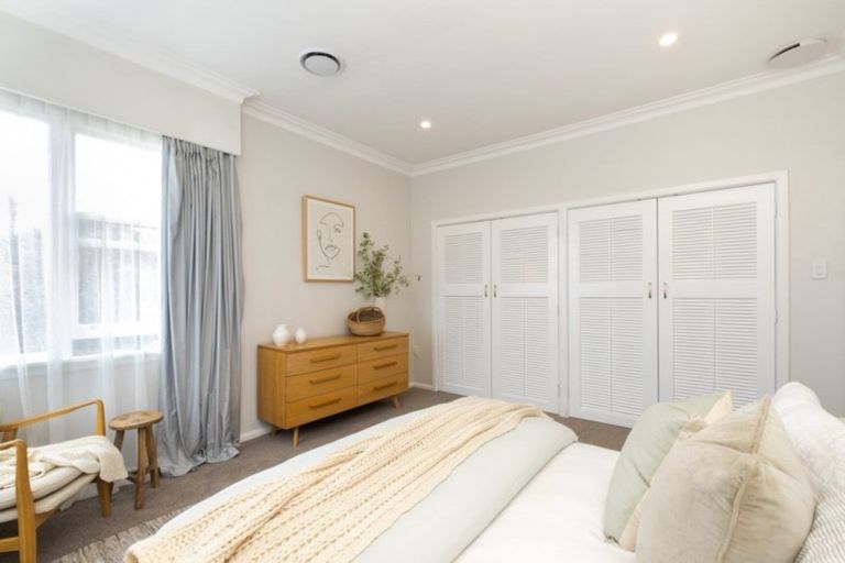 Photo of property in 24 France Road, Bluff Hill, Napier, 4110