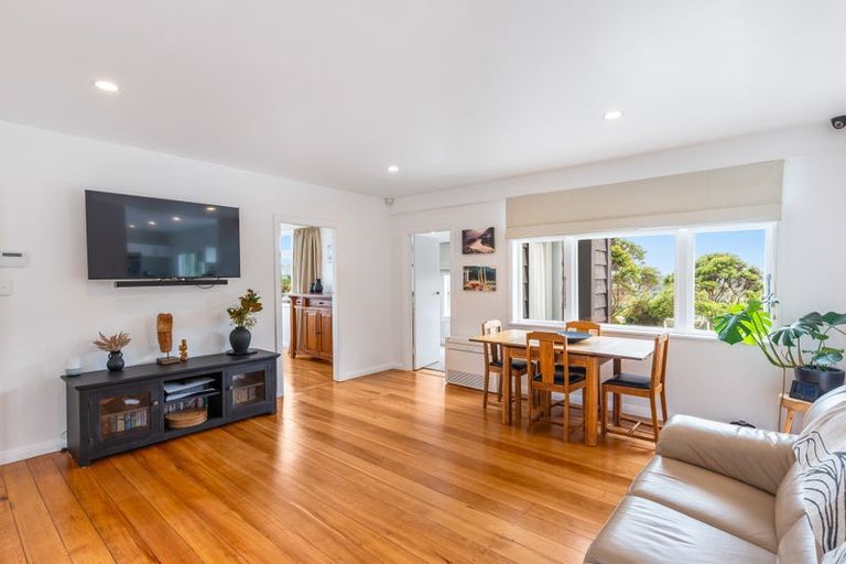 Photo of property in 16 Tongariro Street, Paraparaumu, 5032