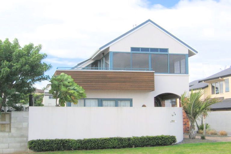 Photo of property in 9a Pitau Road, Mount Maunganui, 3116