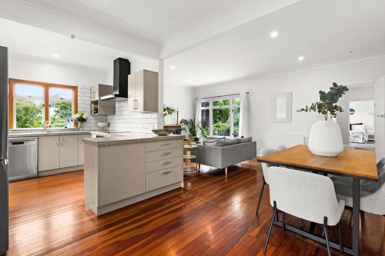 Photo of property in 13 Mchardy Street, Havelock North, 4130