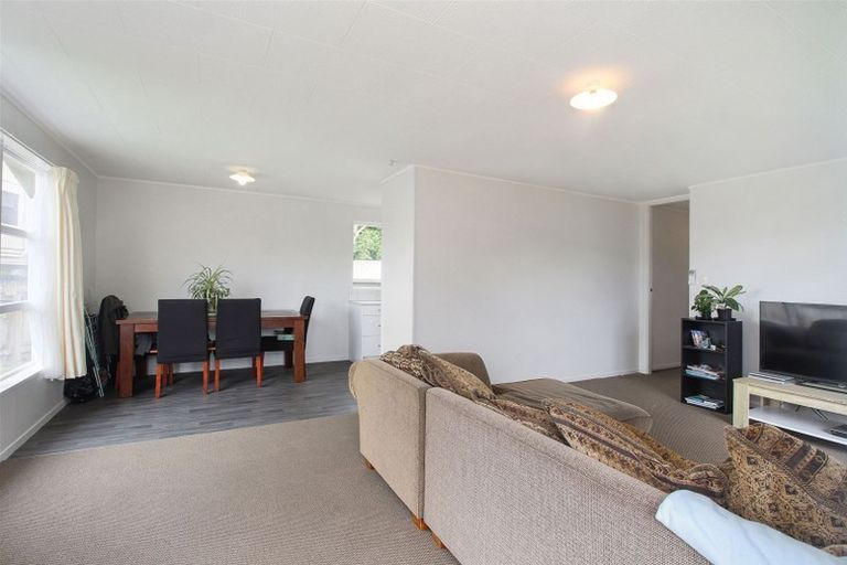 Photo of property in 11 Litchfield Place, Clarks Beach, 2122