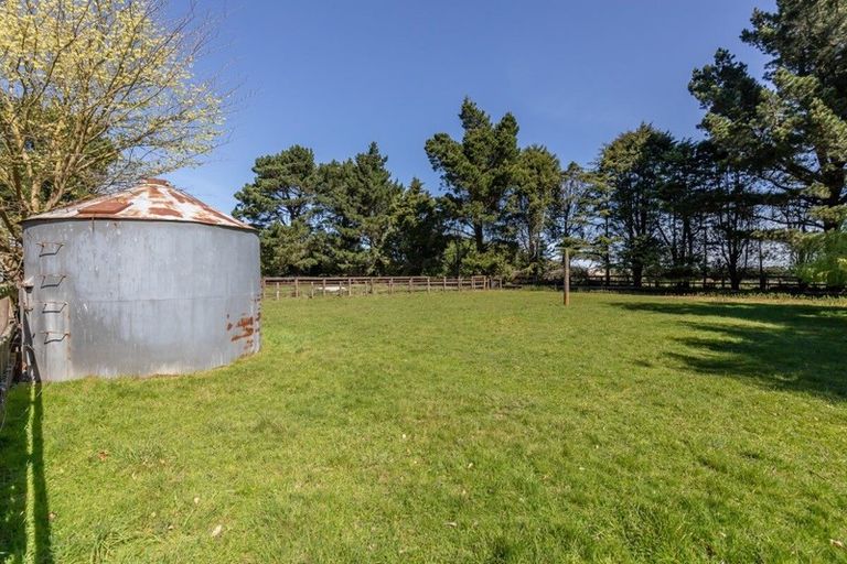 Photo of property in 81 Meadowlands Road, Templeton, Christchurch, 7676