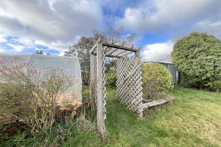 Photo of property in 18 Newarp Street, Balclutha, 9230
