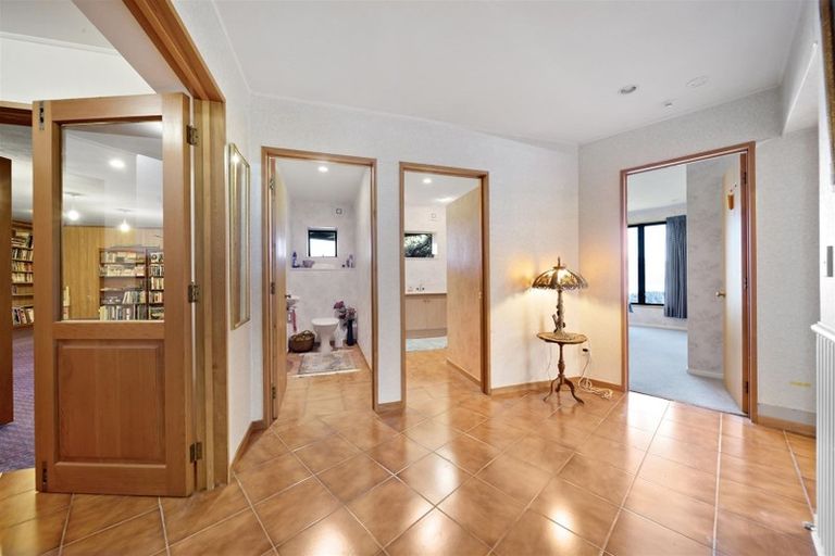 Photo of property in 33 Edinburgh Drive, Queenstown, 9300