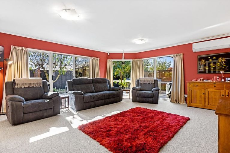 Photo of property in 11 Berkeley Close, Rangiora, 7400