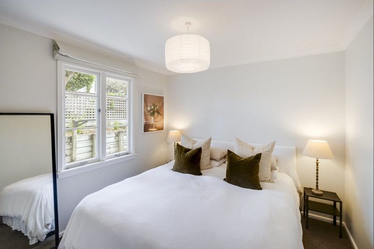 Photo of property in 18a Simla Avenue, Havelock North, 4130