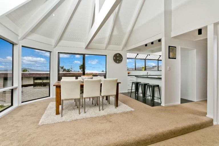 Photo of property in 1/75 Castor Bay Road, Castor Bay, Auckland, 0620