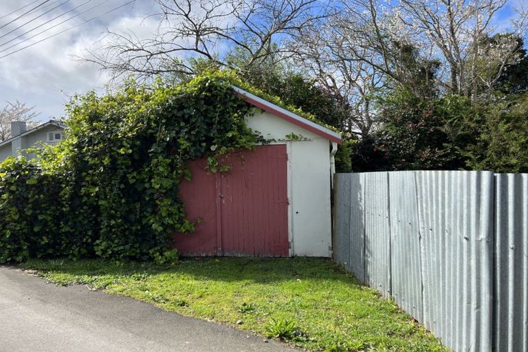 Photo of property in 27 Jickell Street, Hokowhitu, Palmerston North, 4410