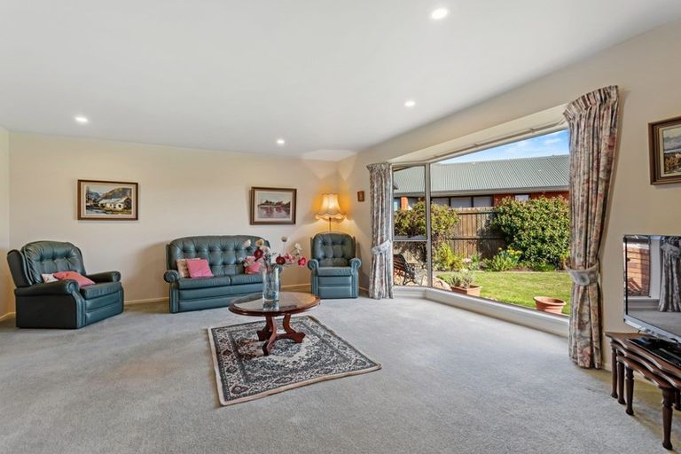 Photo of property in 21 Carmana Gardens, Rangiora, 7400