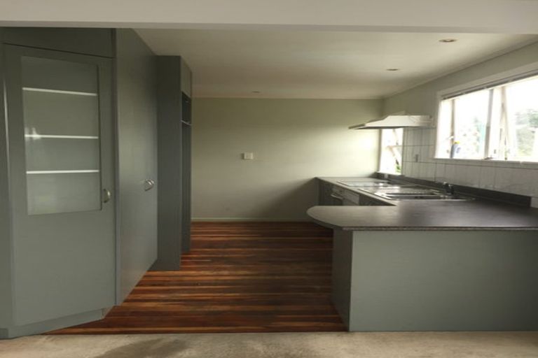 Photo of property in 36 Marlborough Avenue, Glenfield, Auckland, 0629