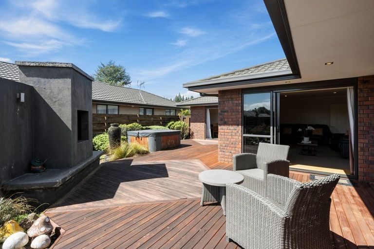 Photo of property in 2 Faber Place, Inglewood, 4330