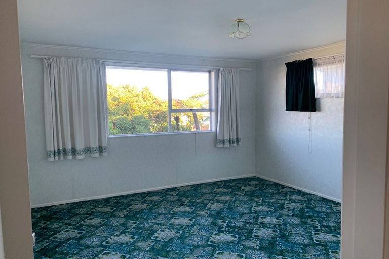 Photo of property in 6 Banksia Grove, Maungaraki, Lower Hutt, 5010