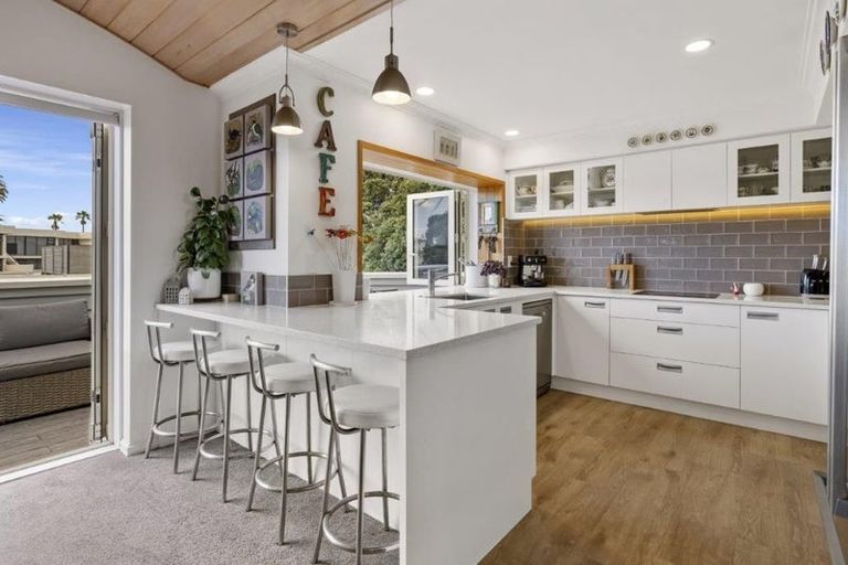 Photo of property in 128 Muricata Avenue, Mount Maunganui, 3116