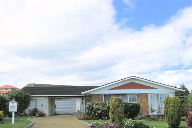 Photo of property in 33 Harvey Street, Waipahihi, Taupo, 3330