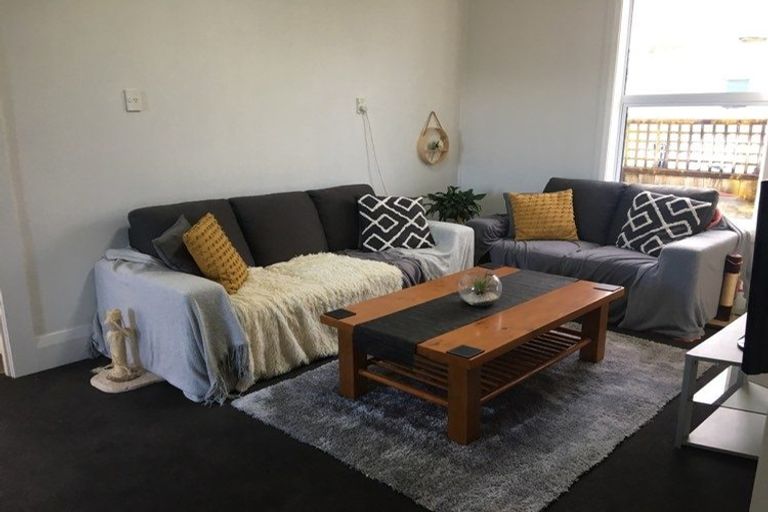 Photo of property in 6 Carlisle Street, Milson, Palmerston North, 4414