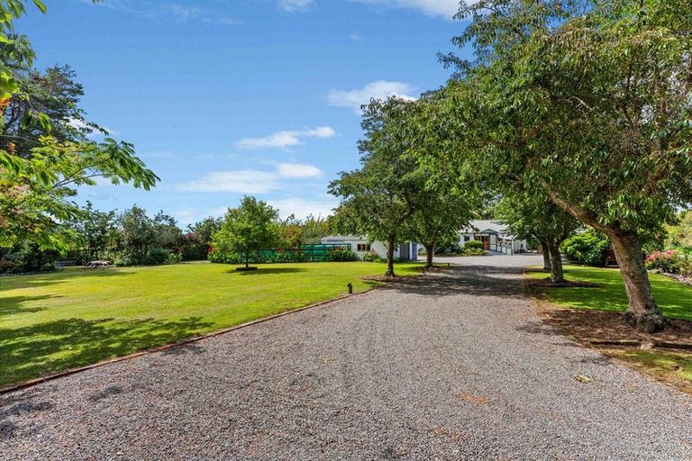 Photo of property in 38 Sutton Road, Te Horo, Otaki, 5582