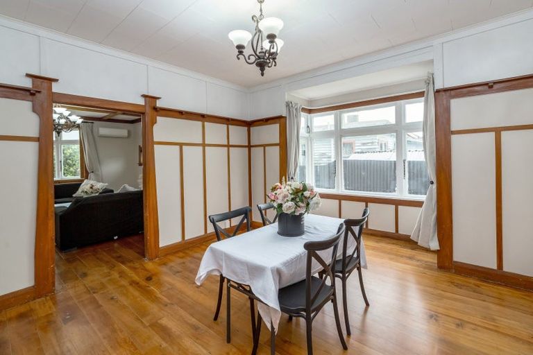 Photo of property in 98 Brandon Street, Featherston, 5710