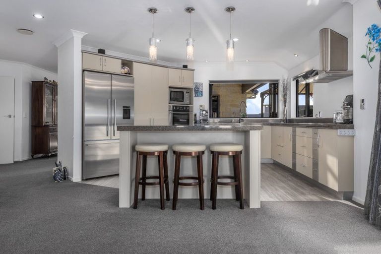 Photo of property in 60 Easton Way, Levin, 5510