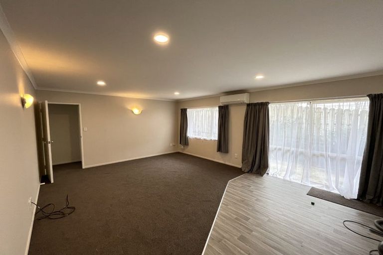 Photo of property in 239 Great South Road, Manurewa, Auckland, 2102