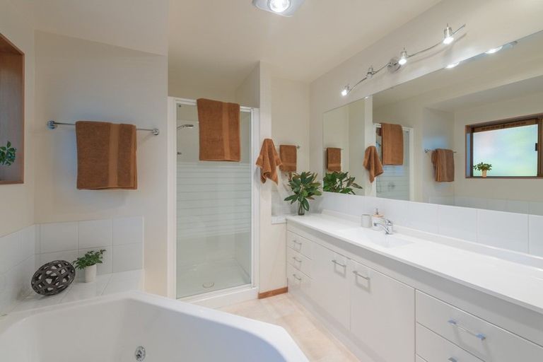 Photo of property in 24 Tresillian Avenue, Marybank, Nelson, 7010