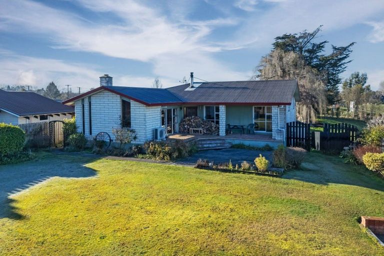 Photo of property in 102 Cox Street, Geraldine, 7930