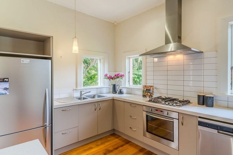 Photo of property in 45 Drivers Road, Maori Hill, Dunedin, 9010