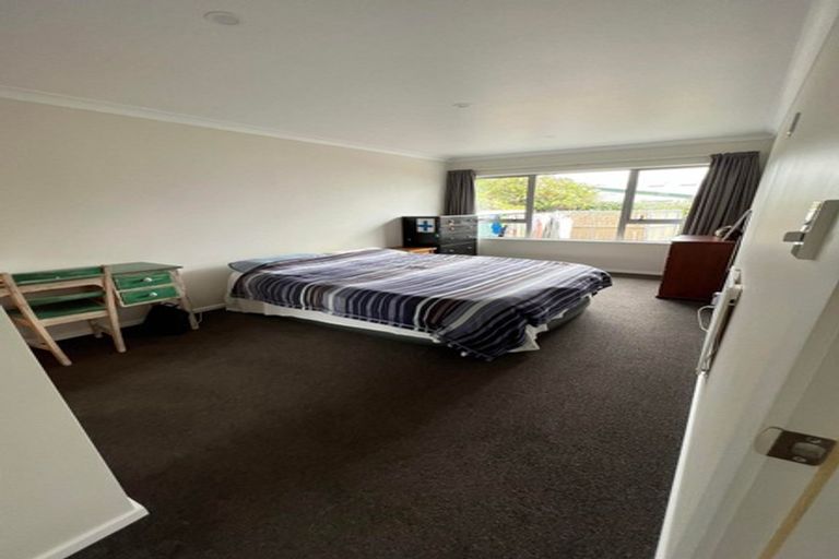 Photo of property in 1/94 Sullivan Avenue, Woolston, Christchurch, 8023