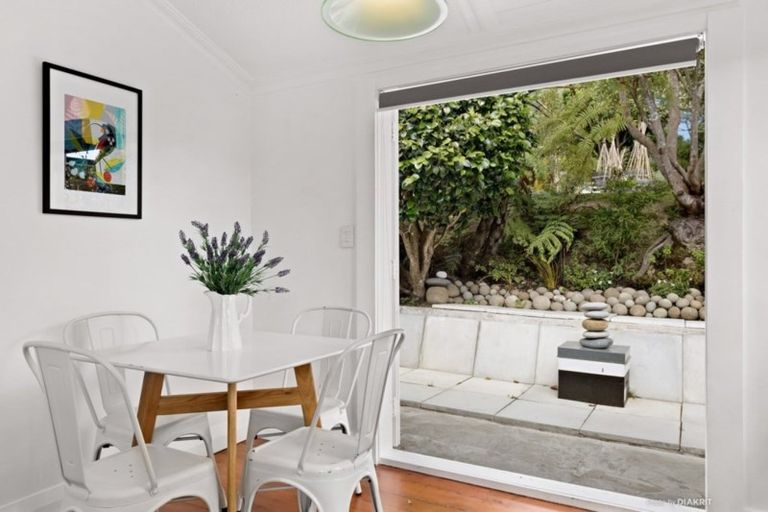 Photo of property in 31 Ngaio Gorge Road, Ngaio, Wellington, 6035