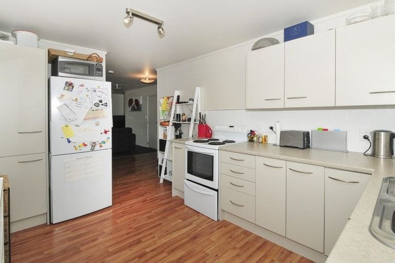 Photo of property in 241 Rata Street, Naenae, Lower Hutt, 5011