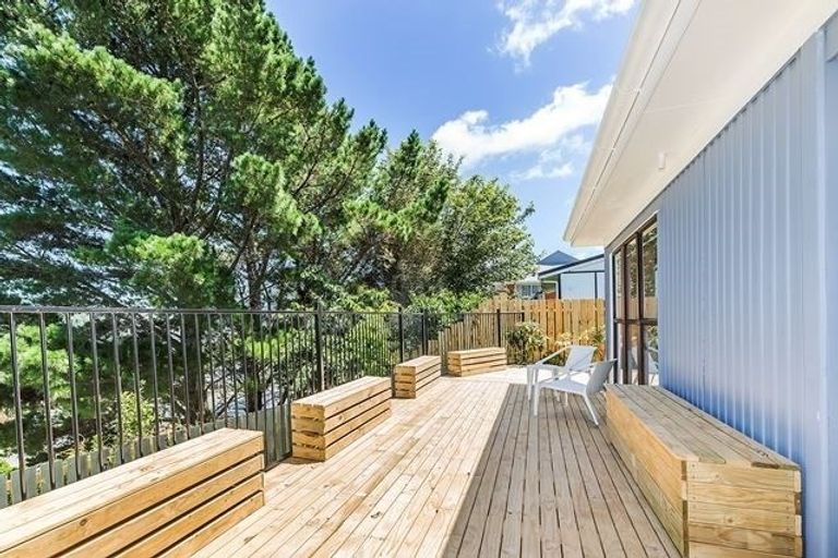 Photo of property in 26 Tobago Crescent, Grenada North, Wellington, 5028