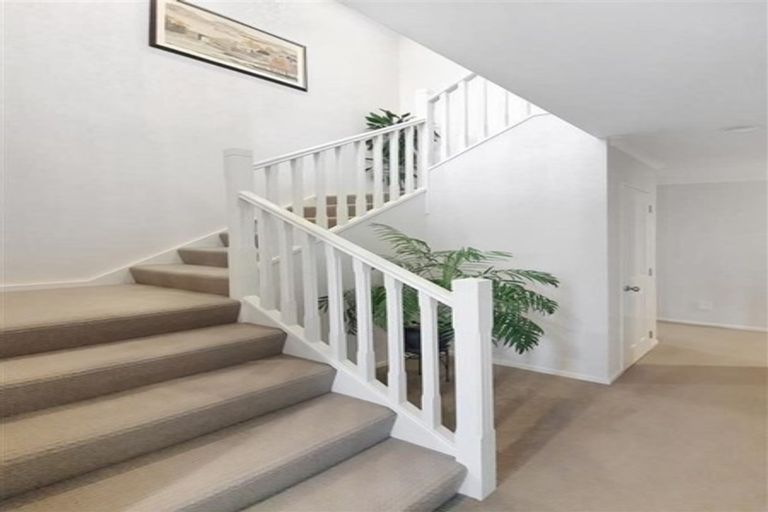 Photo of property in 126 Middlefield Drive, Flat Bush, Auckland, 2016