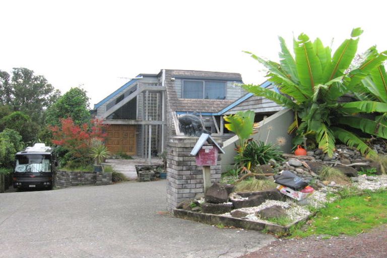 Photo of property in 29 Marae Road, Greenhithe, Auckland, 0632
