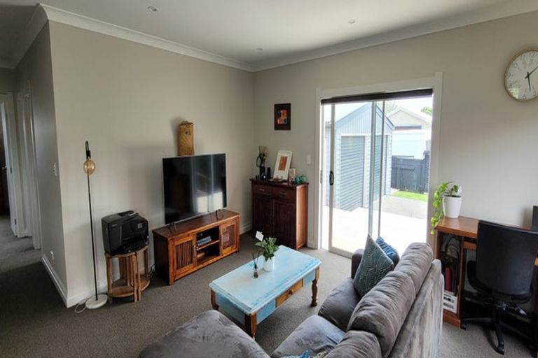 Photo of property in 7a Raleigh Street, Vogeltown, New Plymouth, 4310