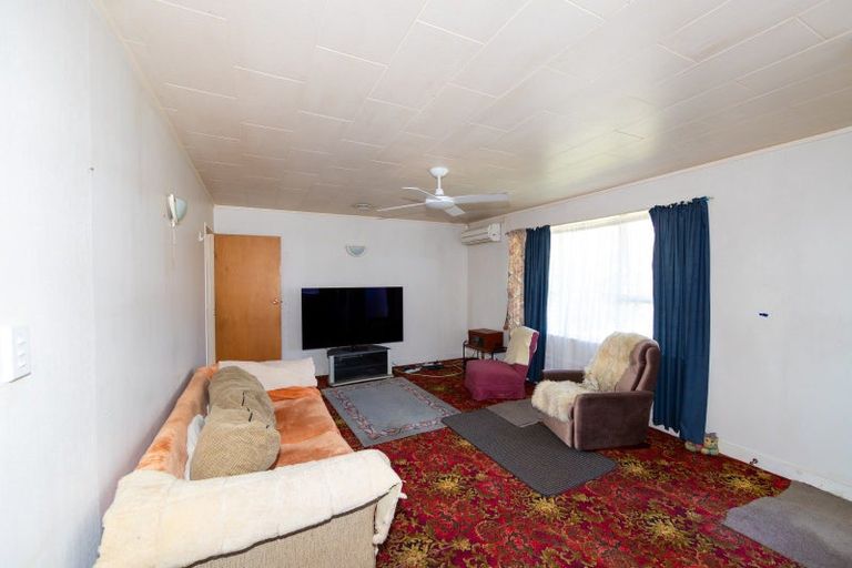 Photo of property in 2b Lorne Place, Flaxmere, Hastings, 4120