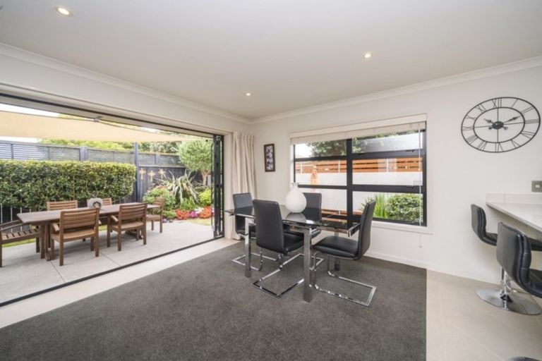 Photo of property in 159 Park Road, West End, Palmerston North, 4410
