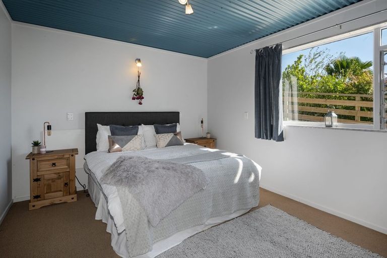 Photo of property in 25 Suffolk Street, Picton, 7220