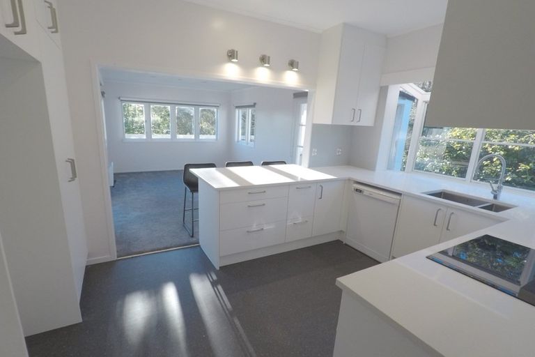 Photo of property in 374 Upper Harbour Drive, Greenhithe, Auckland, 0632