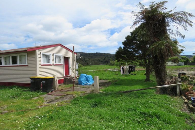 Photo of property in 14 Broome Street, Seddonville, Westport, 7891