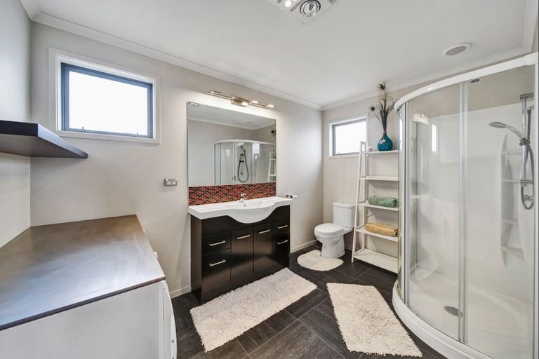 Photo of property in 232/1a Carrington Street, Vogeltown, New Plymouth, 4310