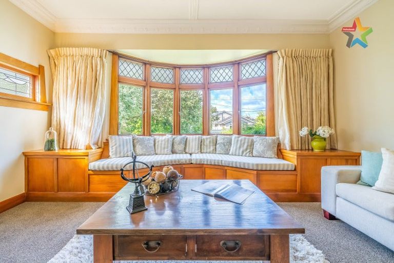 Photo of property in 19 Burnside Street, Waterloo, Lower Hutt, 5011