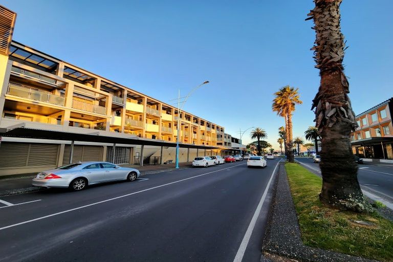 Photo of property in Paramount Apartments, 4/281 Maunganui Road, Mount Maunganui, 3116