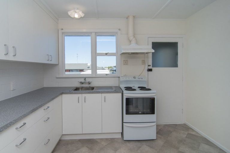 Photo of property in 1-4/56 Grey Road, Timaru, 7910