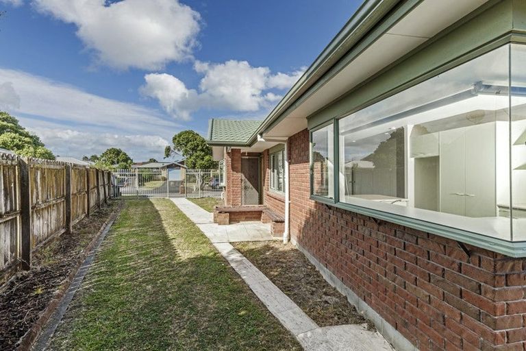 Photo of property in 21 Settlers Cove, Weymouth, Auckland, 2103