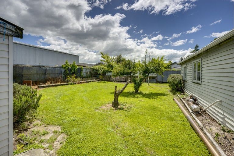 Photo of property in 21 Herbert Street, Waipukurau, 4200