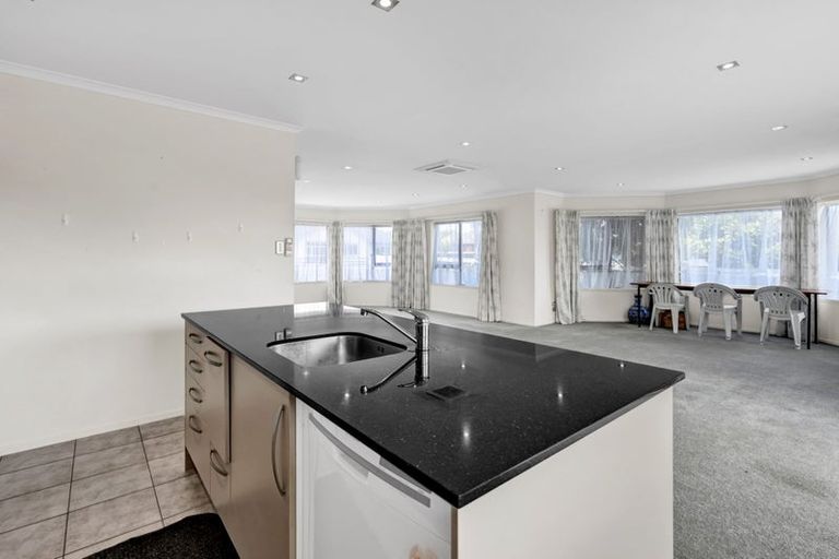 Photo of property in 23a Marlin Terrace, Bell Block, New Plymouth, 4312