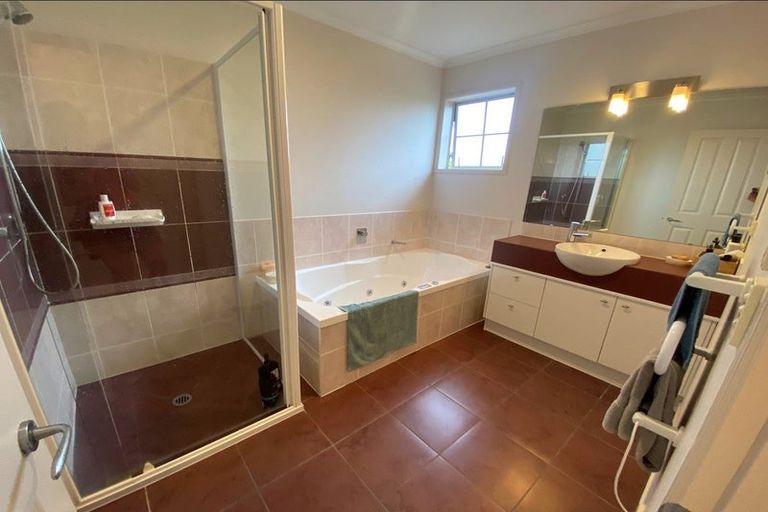 Photo of property in 32 Langford Place, Dairy Flat, Albany, 0792