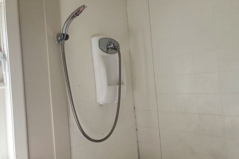 Photo of property in 23a Great South Road, Manurewa, Auckland, 2102