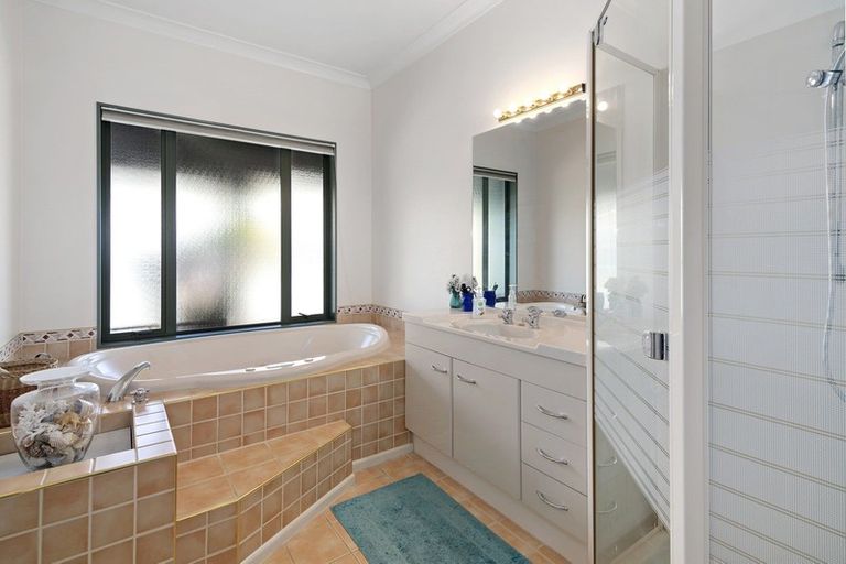 Photo of property in 12 Templemore Drive, Richmond, 7020