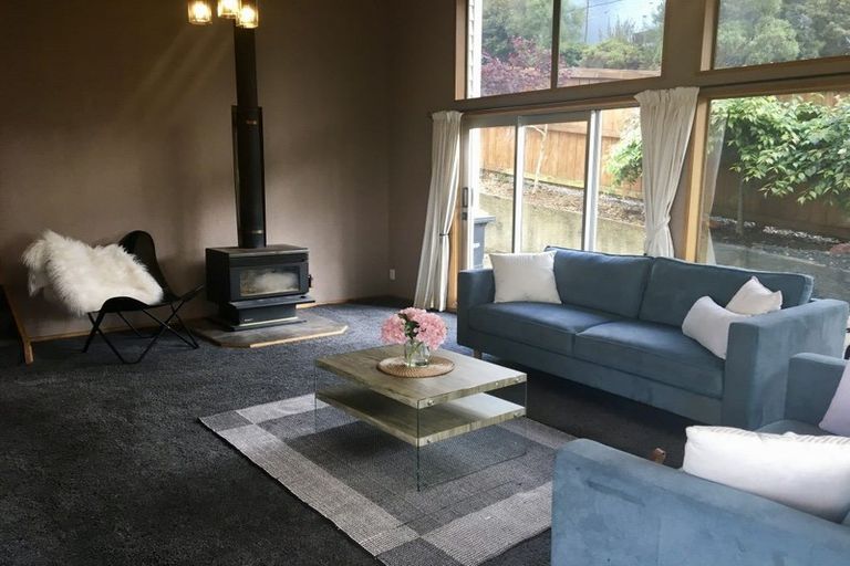 Photo of property in 15 Larkins Street, Helensburgh, Dunedin, 9010